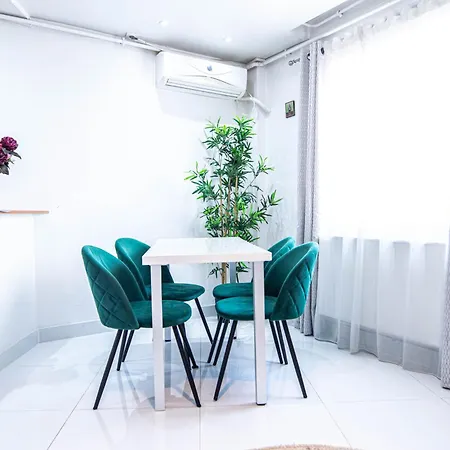 Apartment Near The Park Two *